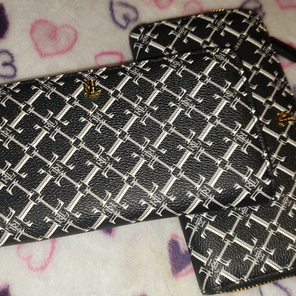 Ralph Lauren Wallet - Picture 4 of 8